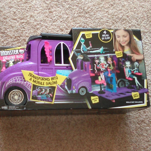 monster high bus